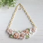 z様ご注文 お花の刺繍ネックレス　サーモンピンク