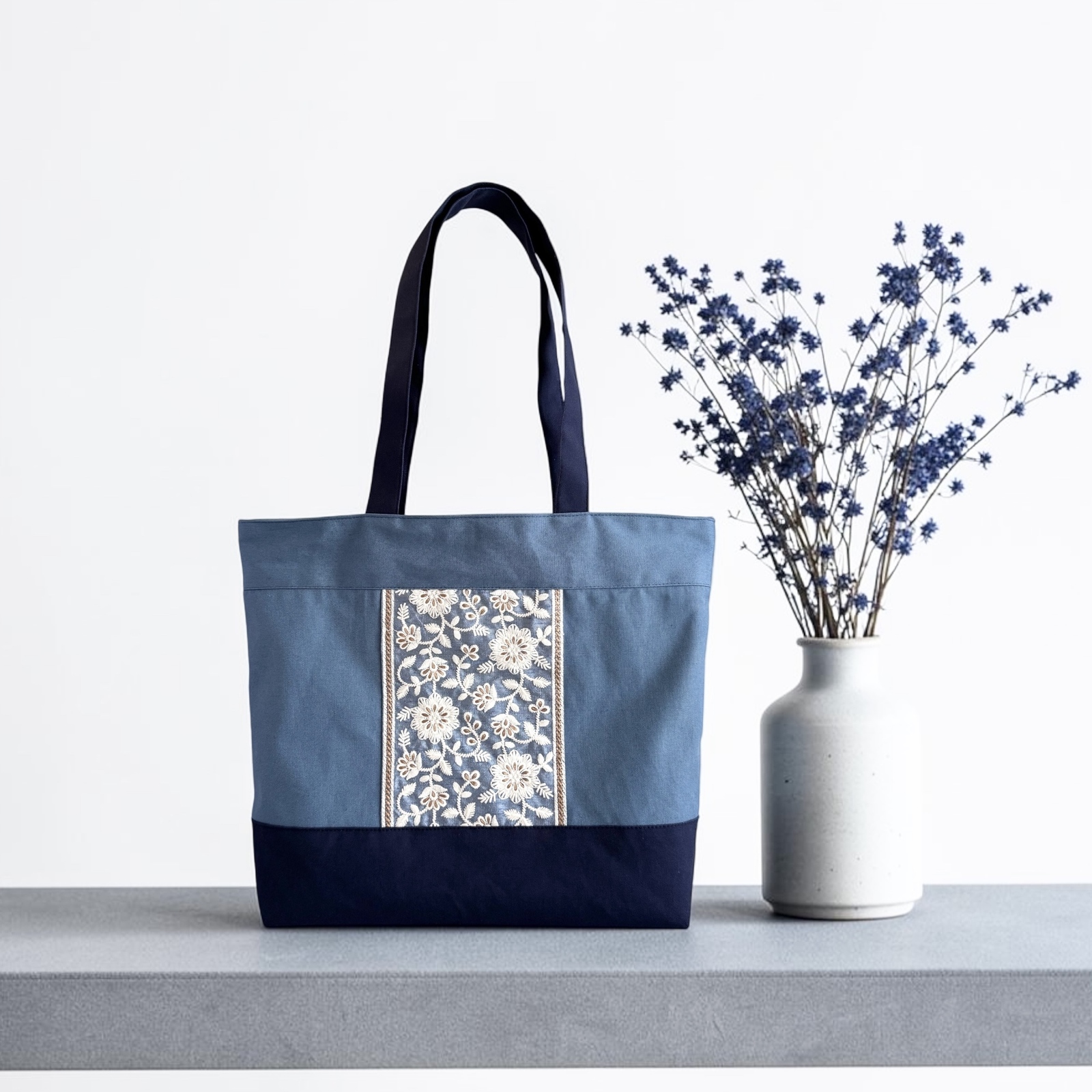 ちひろ　Lトートバッグ インド刺繍と帆布　ハンドメイド ちひろ Lトートバッグ インド刺繍と帆布 ハンドメイド 母の日ギフト