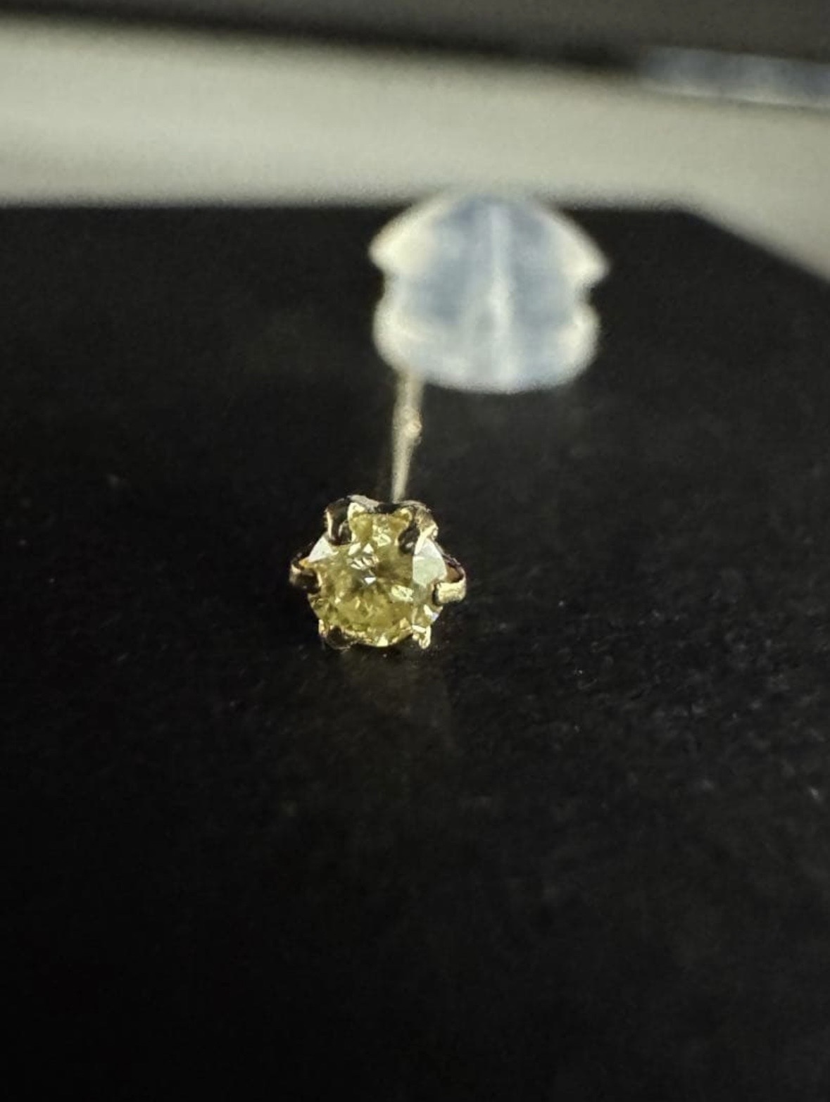 新品】【片方のみ】 K18 天然イエローダイヤピアス 18金 0.03ct 華奢 