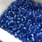 【10g】約110個/4mm/クリアカプリブルー×シルバーホール/不揃いガラスビーズ