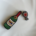 ワインボトル&ワイン　ブローチ　ビーズ刺繍