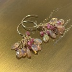 ライラックドリーム：オパールとピンクサファイアの華麗な調べ