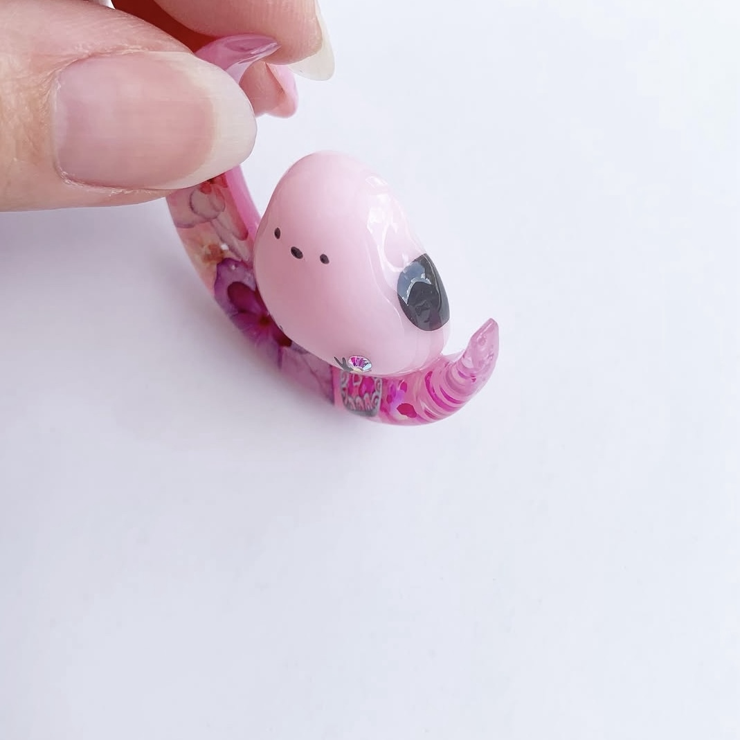 NO 643レジン ヘアゴム ブローチ ハンドメイド 猫ちゃん レジン レジン