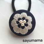 再販☆刺繍☆くるみボタンのヘアゴム