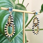 チェーンループピアス　アクア×ボーダー　大人カジュアル
