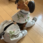 マーガレット刺繍のスタイとパンツ
