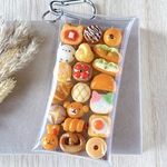 どうぶつパンいっぱい ミニチュアパンのポーチキーホルダー｜パン雑貨・バッグチャーム