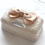 エンボス刺繍　ベージュ　ウエットティッシュケース　デコケース　シルコットケース
