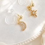 ジルコニア）moon and star earring 【ノンホールイヤリング・アレルギー対応・ギフト対応】（プレゼント・母の日・空・月・星）