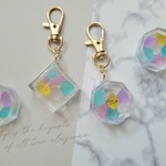 小さな宝石箱✨琥珀糖キーホルダー/チャーム/カシャカシャ