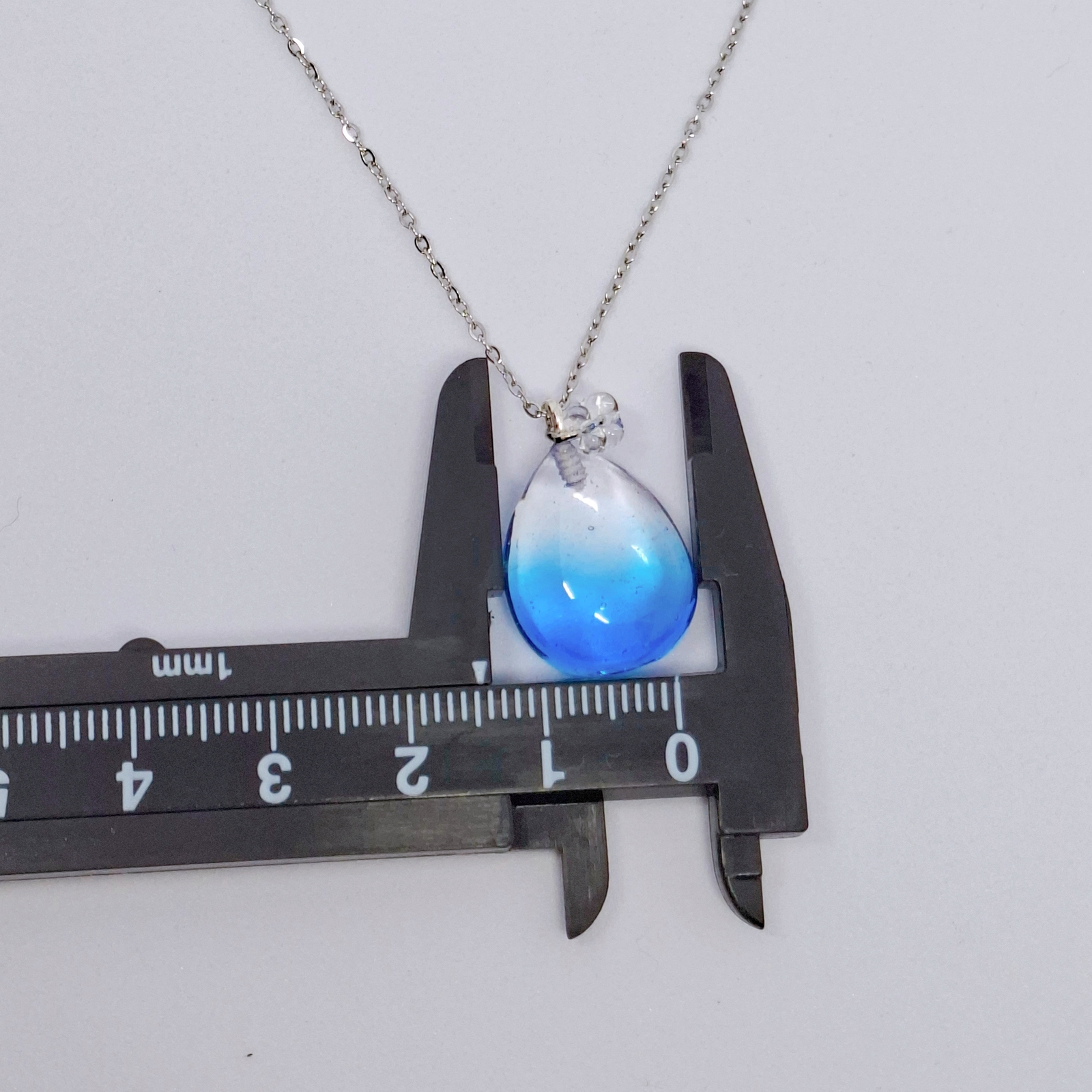 ハンドメイド アクセサリー ネックレス レジン 青 大人可愛い - nonna