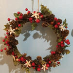 赤い実と松ぼっくりのクリスマスリース(L)
