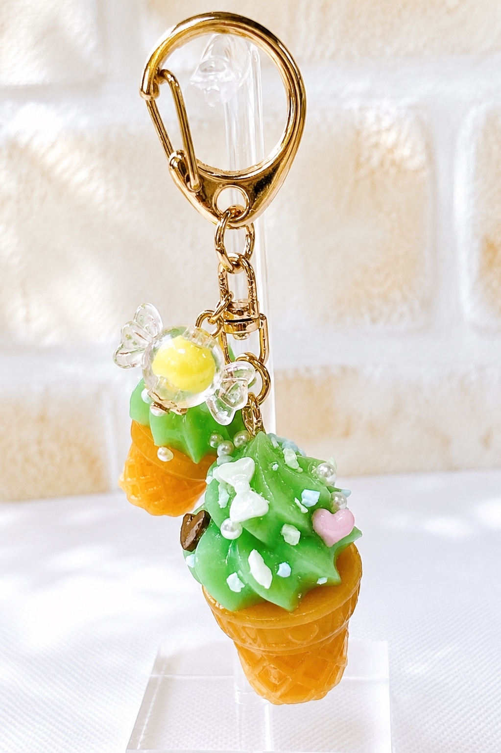 レジン ひまわりキーホルダー - KIRARA-777'S GALLERY | minne byGMO