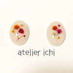 本物のお花🌸《かすみ草》を閉じ込めた✨乳白色のぷっくりアクセサリー