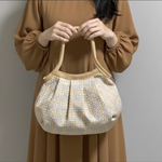 【定番人気】コロンと可愛いショルダーグラニーバッグ　◎選べるショルダー　✤リバティ✤ スリーピングローズ　イエロー　◎選べる2サイズ