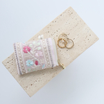 ミニミニポーチ　6cmファスナー ×深さ約8cm 　インド刺繍リボン