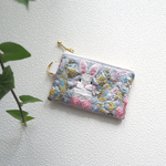 インド刺繍ミニポーチ｜うさぎと草花のメルヘンキーポーチ
