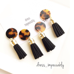ツヤツヤ円形べっ甲タッセルピアス☺︎イヤリングにも変更可能です❤︎