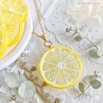 レモンネックレス(Lemon pendant/スイーツデコ/フェイクスイーツ/フェイクフード/食品サンプル/レジン)