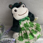 かえるぴょこぴょこのワンピース⸝⋆かえるのポンチョ