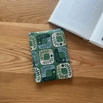 new! mina  perhonen lolo ブックカバー　ミナペルホネン の 刺繍生地　文庫本　A6 グリーン