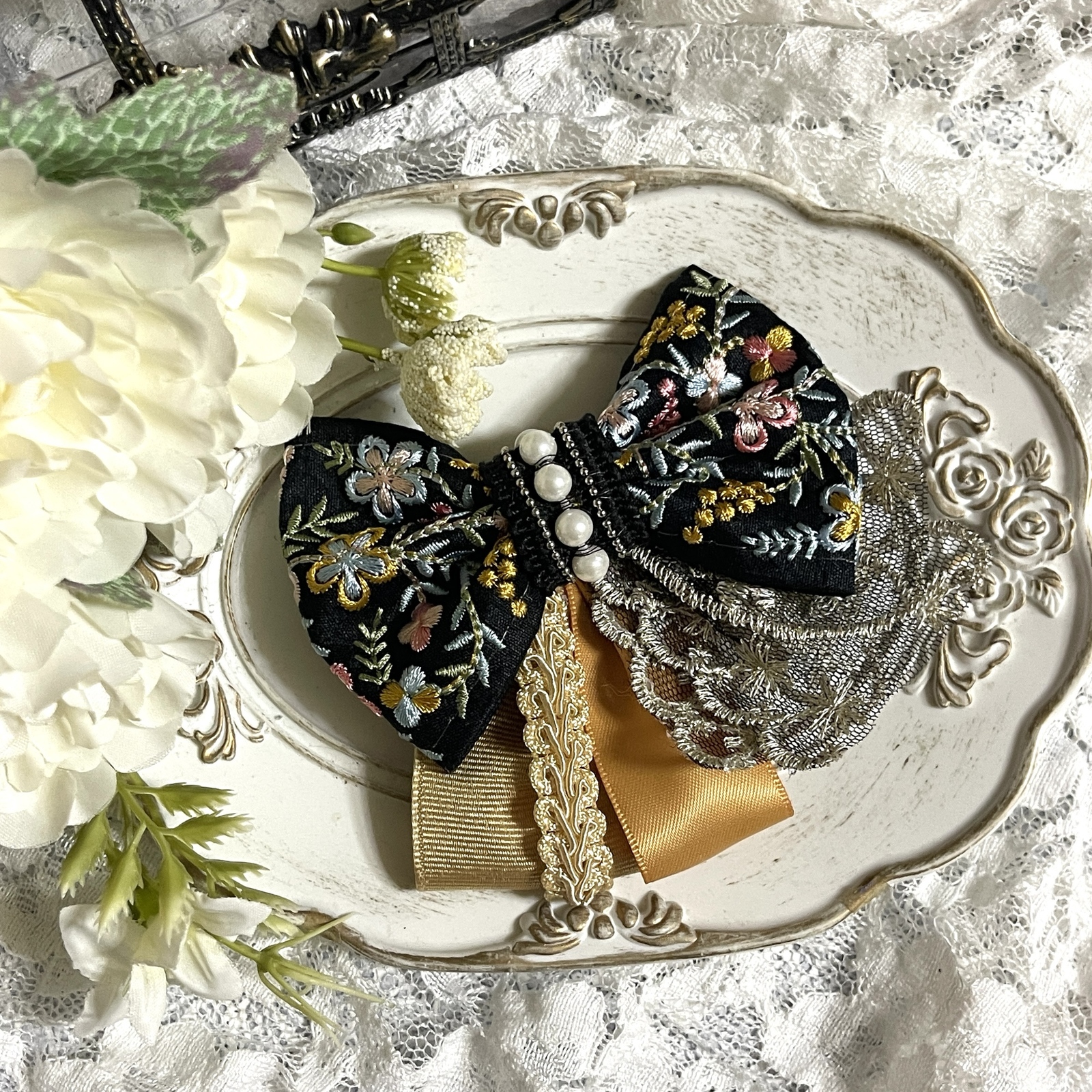 リボンNO.187】インド刺繍リボン ヘアアクセサリー 個性的 大人可愛い