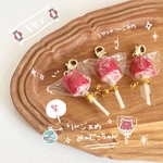 りんごあめめんだこちゃんチャーム￤フェイクフスイーツ ミニチュアフード 食品サンプル りんごあめ 夏祭り お祭り 屋台