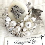 White flower broach✴︎ヴィンテージボタン、バロックパール