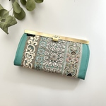 ネイビー　インド刺繍リボン　 お財布　☆ お財布ショルダーにも　フェイクレザー　がま口