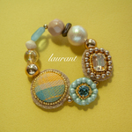 ar019】ブルー×マスタードカラーのチェックカボションの刺繍ビーズのブレスレット