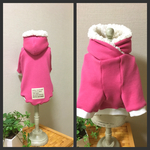 U／Shiho《Sサイズ》ふわもこフード付きピンクのカジュアルパーカー犬服