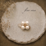 cotton flower〈naturel〉コットンフラワーとリーフチャームのブローチ  kiska・crystal