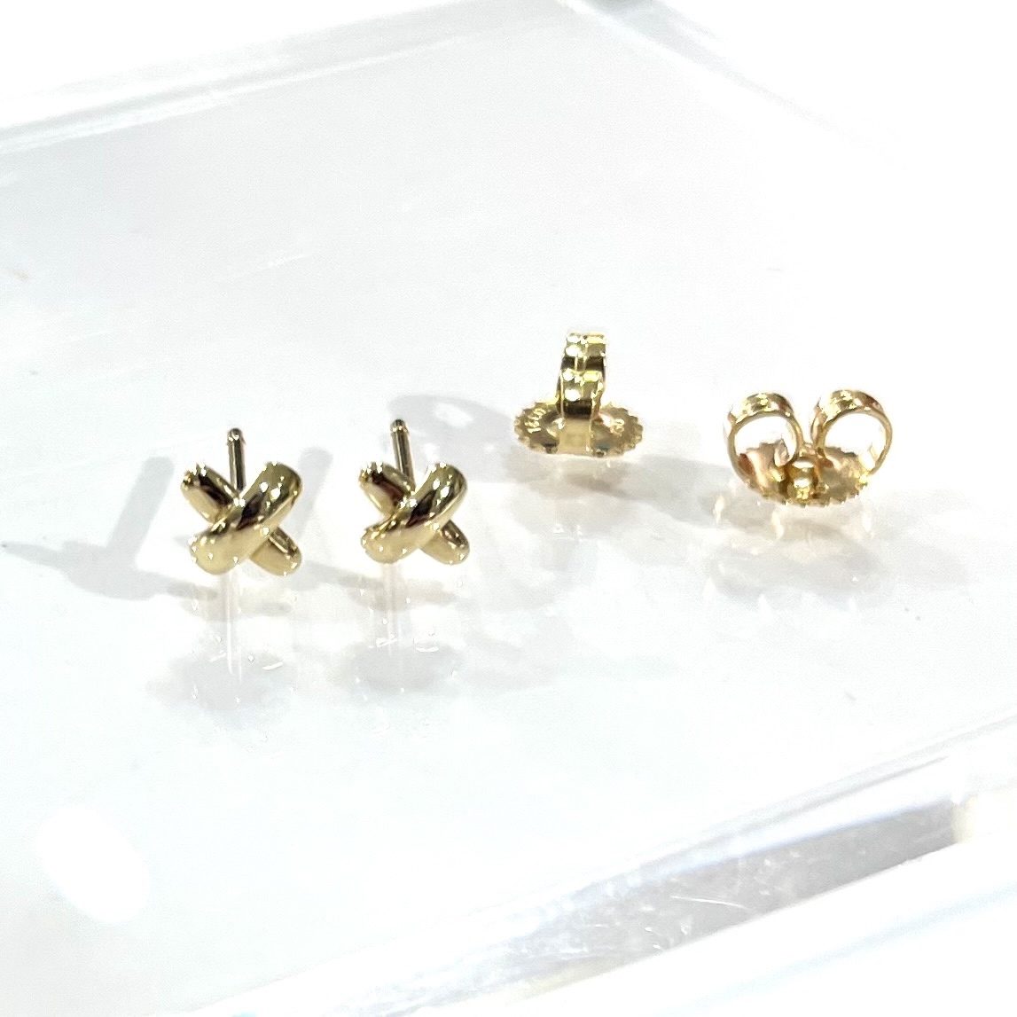 TIFFANY & Co.】【18k 750】2894 ティファニー クロスステッチ ピアス