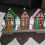 ステンドグラス人気シリーズの幸せの小さなお家とツリーのセットhappy littlehouseと木2組ドールハウスミニチュアクリスマス