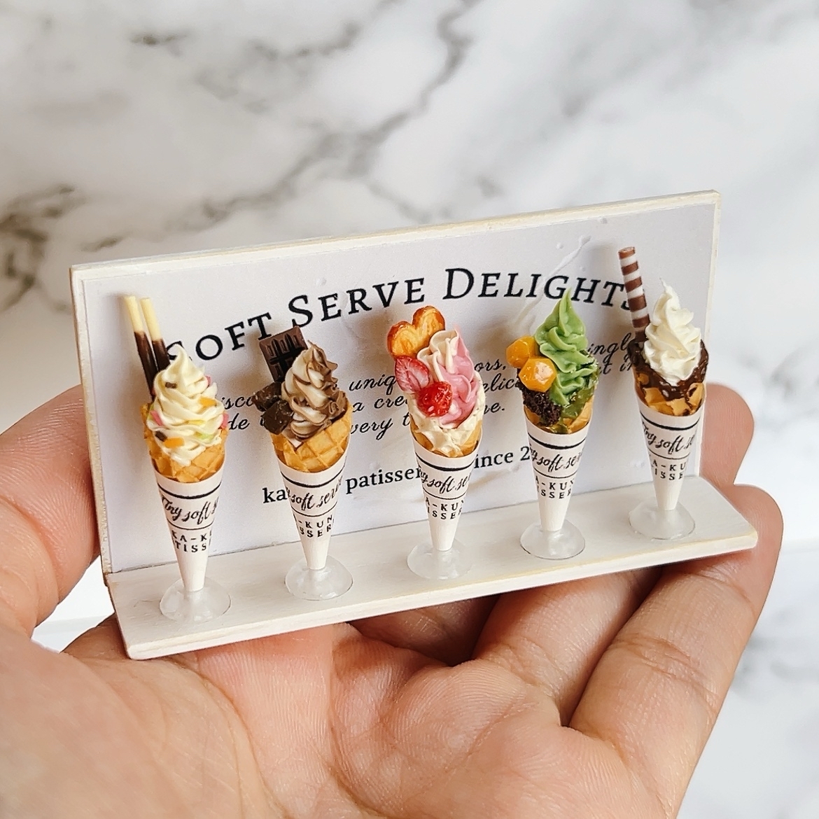 ①🍓🍦「SOFT SERVE DELIGHTS」🍋🍫5種の贅沢ミニチュア・ソフト