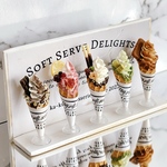 ③🍓🍦「SOFT SERVE DELIGHTS」🍋🍫5種の贅沢ミニチュア・ソフトクリーム　セット　（専用スタンド付き）