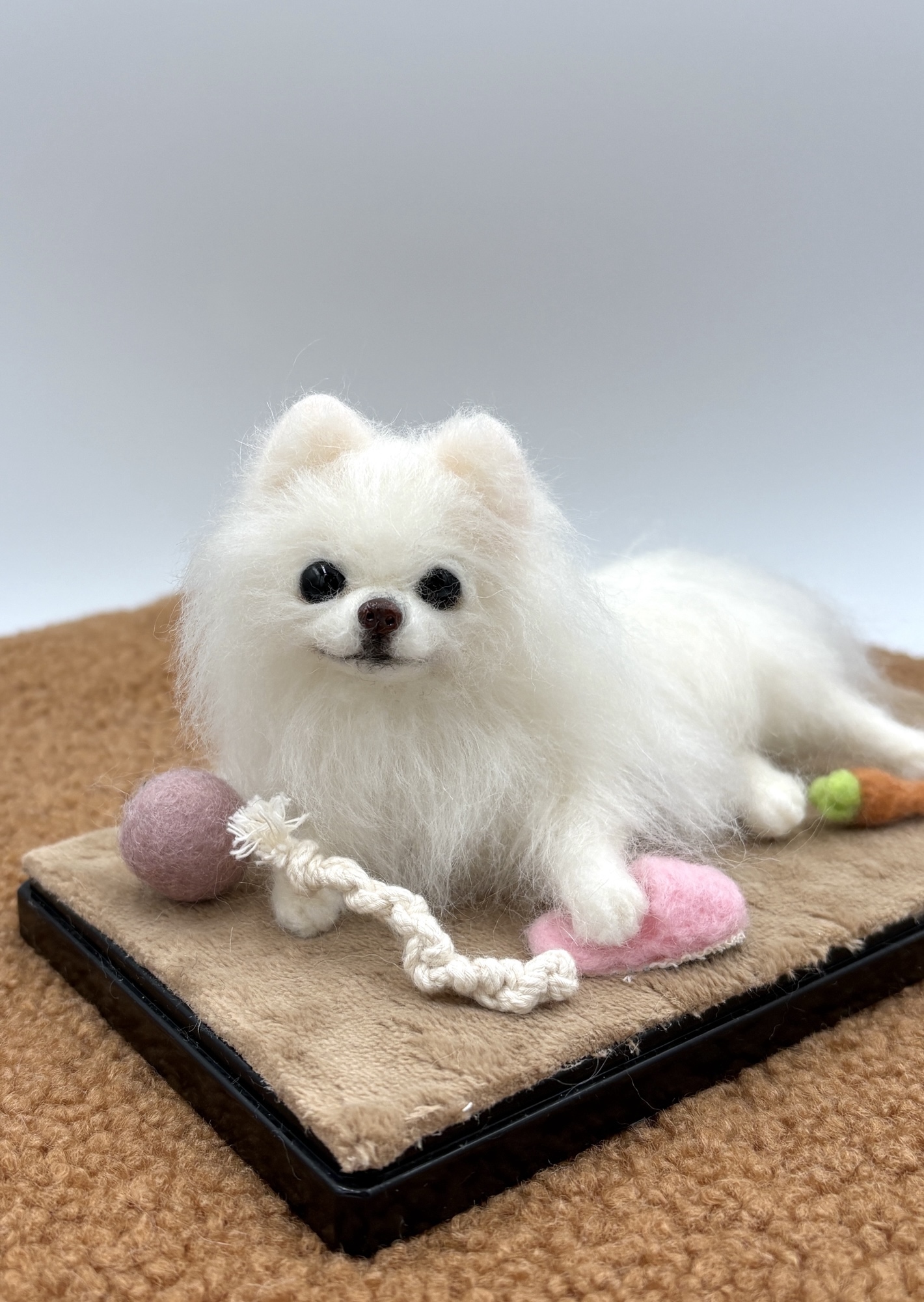 羊毛フェルト リラックスポメラニアン ジオラマ ミニチュア - ぎんじり