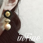 ボタンピアス