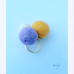 羊毛ボールで冬色リング