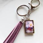 ロングタッセル　キーホルダー　バッグチャーム　レジン　フラワー