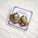  ビーズ刺繍 イエローリボンパールピアス
