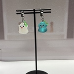 おばけりんごイヤリングorピアス　ブルーグリーン×ホワイト