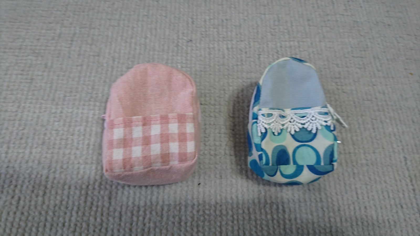 P004】ぶどうのパッチワークタペストリー 立体モチーフ ハンドメイド