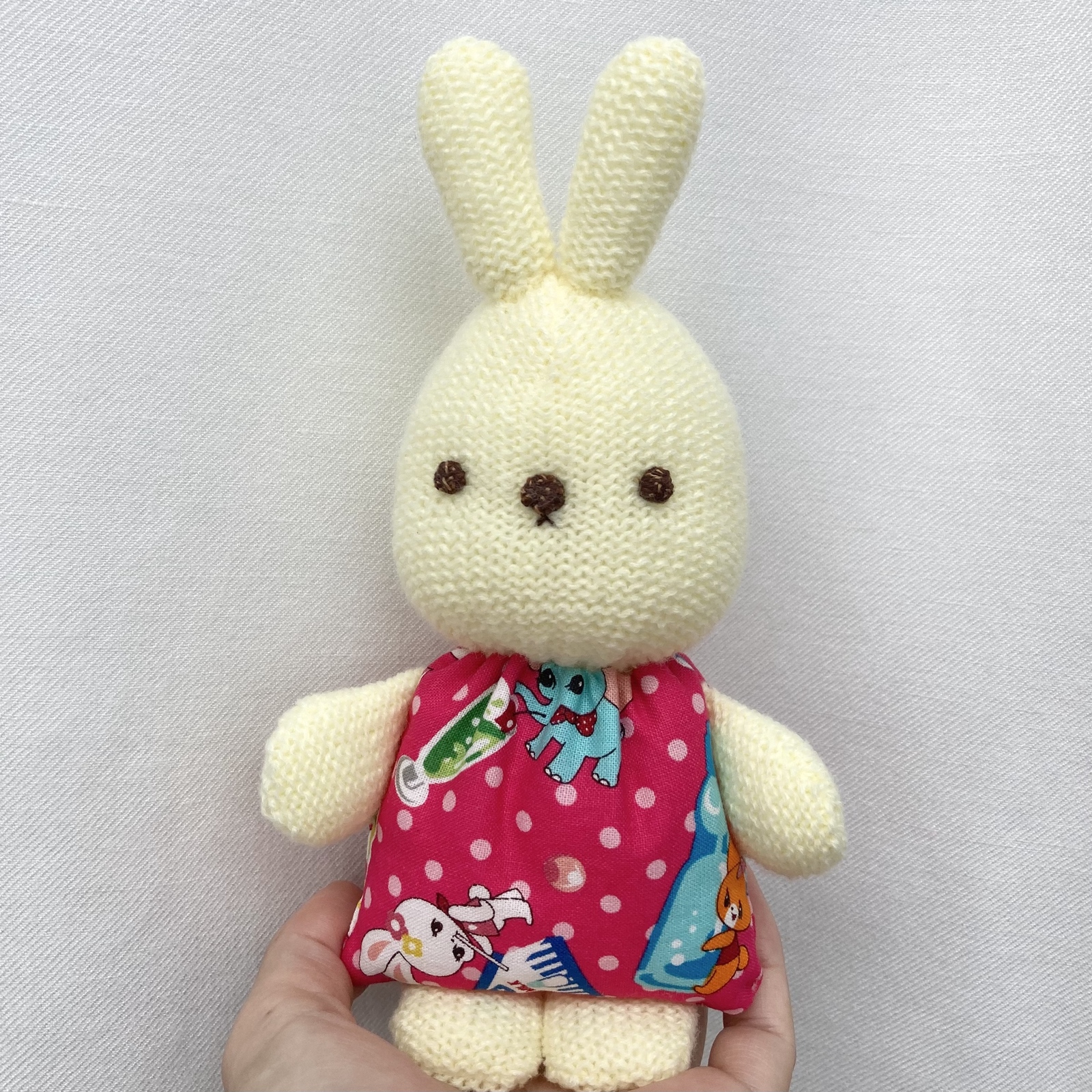 がま口ポーチとうさぎのぬいぐるみ 水玉レトロ - ichi手仕事店 | minne