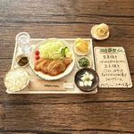 ミニチュア　生姜焼き定食