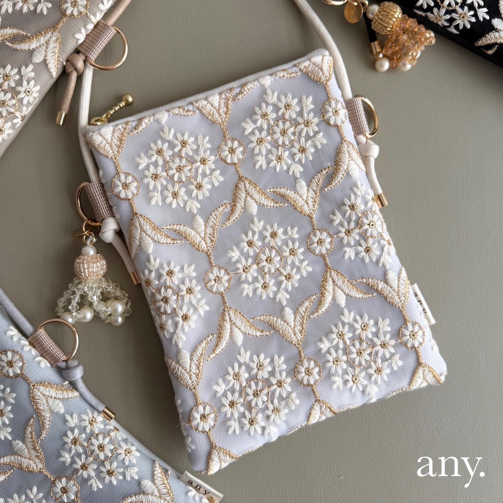 new✨インド刺繍生地スマホポシェット⑱♡スマホショルダー お散歩