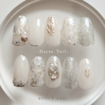 Nacre Veil　ネイルチップ　ニュアンスネイル　ブライダル　ウェディング　花嫁ネイル　成人式　振袖　うるうる　ホワイト　白　ゴールド　結婚式　パール　大人　上品　夏　うねうね