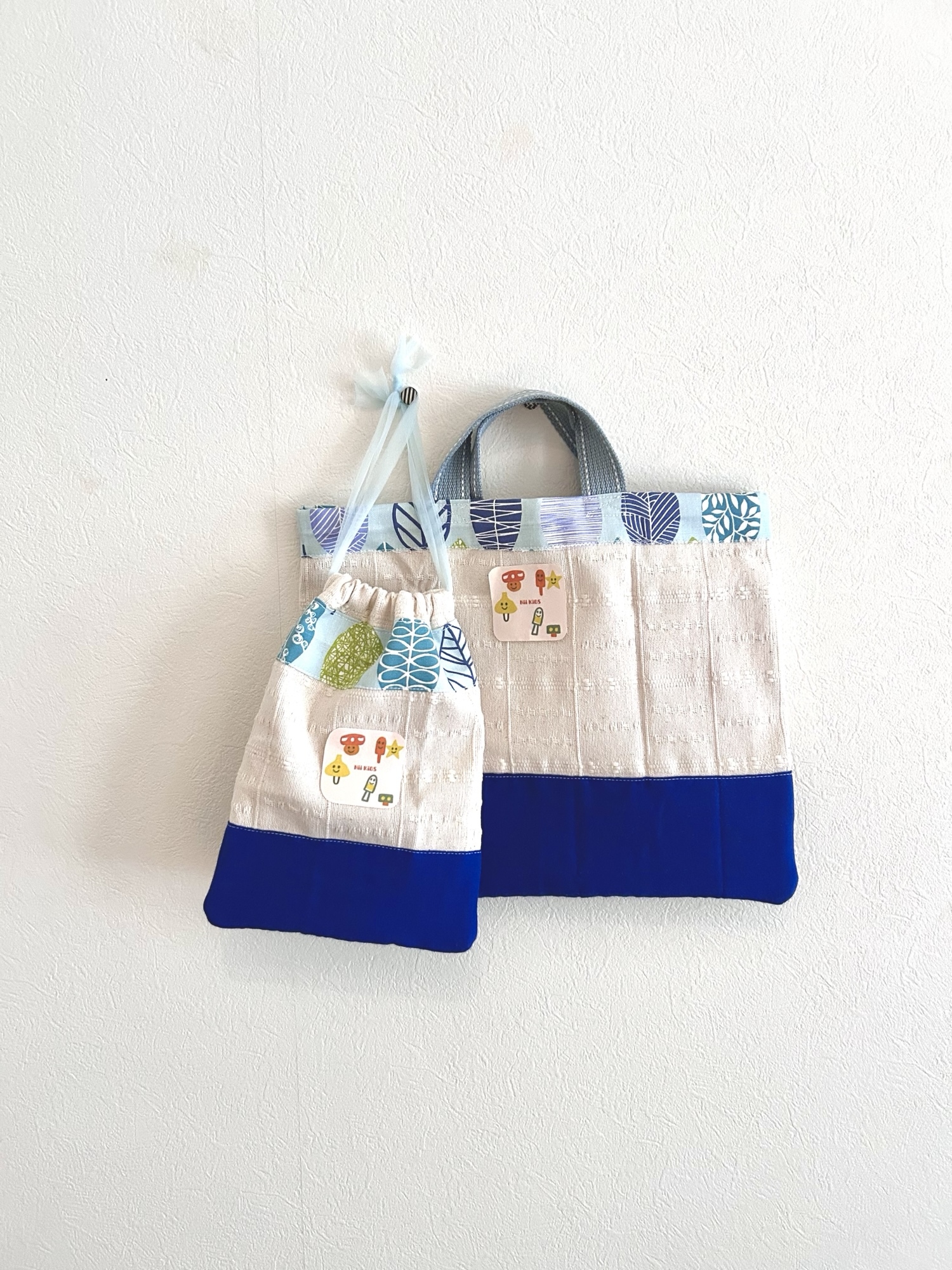 ⁺˳✧༚リーフプリントが目を引くお揃いレッスンバッグセット