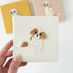  小さな刺繍パネル《シーズー/アイボリー》