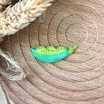 お豆のブローチ